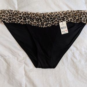 Victoria's Secret Pink bikini bottoms leopard
